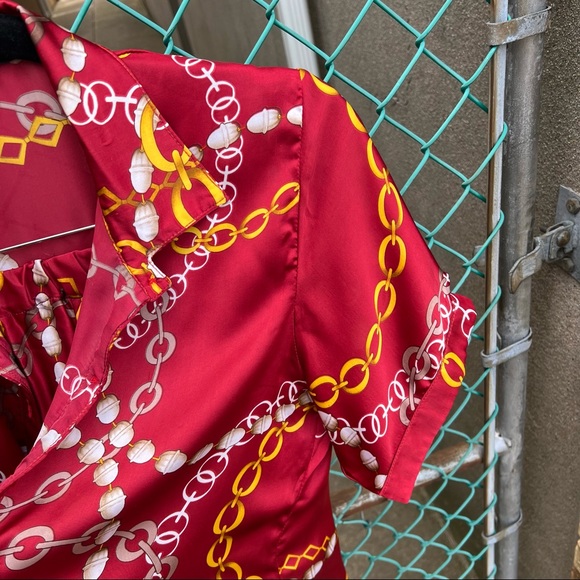 Red Chain-Link Printed 2-pc Short Set M - Picture 10 of 16